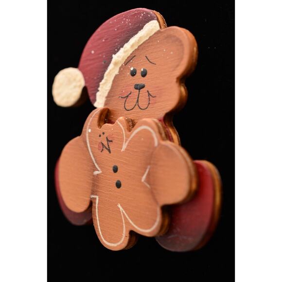 Vintage Teddy Bear Pin Brooch Painted Wooden Cutout Christmas Holiday 90s BinBA - Picture 4 of 12